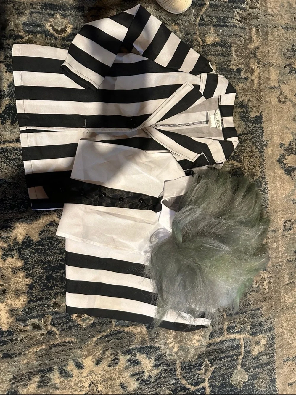 Beetlejuice costume for kids
